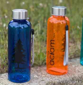 AVEZZANO. STOP ALLA PLASTICA, LA TEKNEKO DONA BORRACCE IN TRITAN AGLI STUDENTI DELLA MAZZINI - ilfaro24