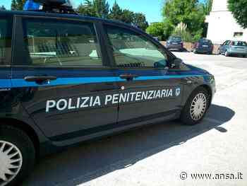 Nel carcere di Melfi la Polizia penitenziaria scopre 4 telefoni - Agenzia ANSA