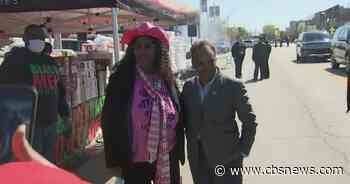 Some in Austin celebrate Mother's Day early with 'Magnificent Mothers Extravaganza' - CBS News