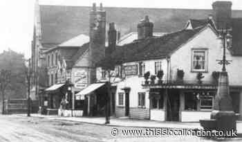 Epping High Street pictured before Duke of York pub demolished