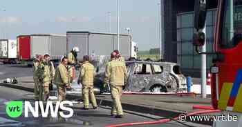 Tankstation langs E40 in Middelkerke tijdelijk afgesloten door brandend voertuig - VRT NWS