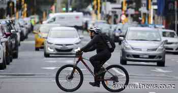 Auckland transport writer: Why cycleways are so divisive - 1News