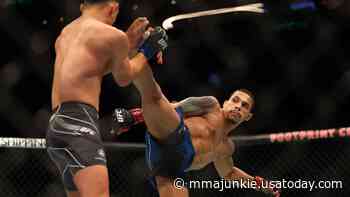 Journey Newson def. Fernie Garcia at UFC 274: Best photos - MMA Junkie