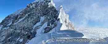 Un alpiniste russe meurt sur le mont Everest