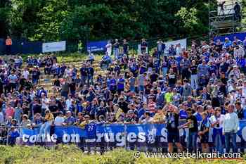 Supporters van Club en Union verbroederen na wedstrijd