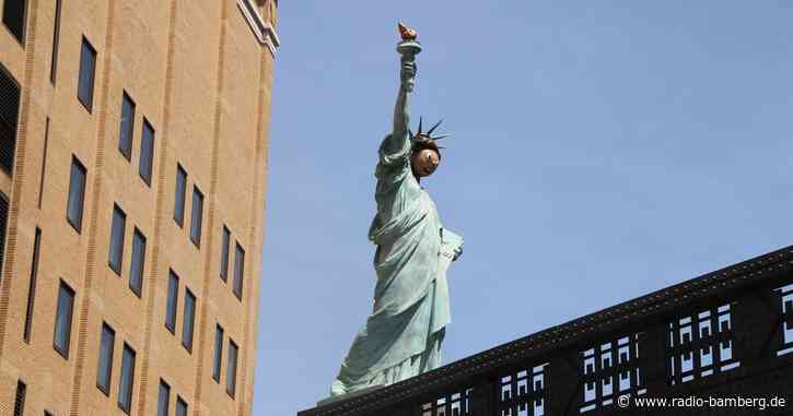 Neue Freiheitsstatue mit Comic-Gesicht in New York