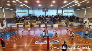 Raffaele Lamezia sconfitta 3-1 dalla Pallavolo Bari al Palasparti - LameziaInforma