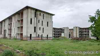 Tra gli “scheletri” delle Fontanelle: oltre cento case rimaste nel limbo - Il Tirreno