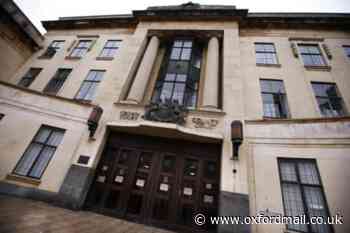 Luton gunman-accused to stand trial at Oxford Crown Court for attempted murder - Oxford Mail