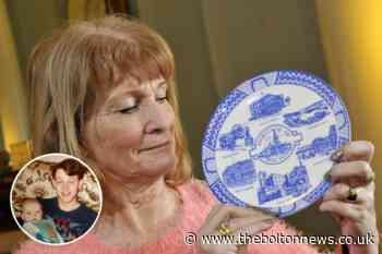 Fallen Bolton Falklands sailor's grave to be visited as part of memorial - The Bolton News