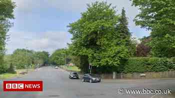 Bolton crash: Man arrested after cyclist dies in hit-and-run - BBC