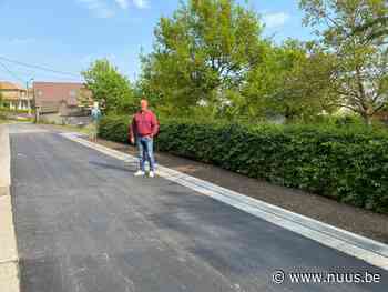 Scheuren in wegdek werden hersteld in Zwalm (Rekegemstraat en Krekelstraat) - NUUS