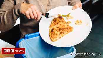 Lincolnshire: South Kesteven green gas project runs on food waste - BBC