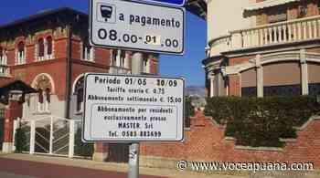 Parcheggi a pagamento a Marina di Massa, la richiesta di Forza Italia: «Si torni ai vecchi abbonamenti» - La Voce Apuana - La Voce Apuana