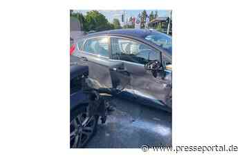 POL-ME: Zusammenstoß im Gegenverkehr - 19-Jährige verletzt - Hilden - 2205030 - Presseportal.de