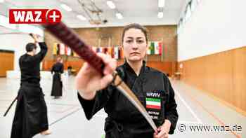 Kunst der Körperbeherrschung beim Schwertkampf in Essen - WAZ News