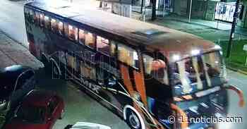 Bermúdez: detuvieron un colectivo que venía de Buenos Aires sin papeles, tras un amplio operativo de Tránsito - 11NOTICIAS