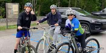 Figure Skating Champ Scott Hamilton Completes 444-Mile Bike Ride for Cancer Research 25 Years After Chemo - PEOPLE
