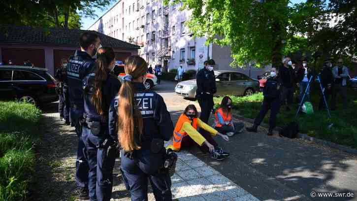 Heidelberg-Bergheim: Demonstrierende blockieren B37 - SWR Aktuell