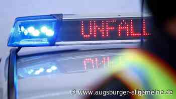 Senden: Auto prallt auf der B28 gegen ein Fahrzeug der Autobahnmeisterei | Illertisser Zeitung - Augsburger Allgemeine