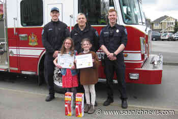 Langford firefighters surprise Happy Valley Elementary students – Saanich News - Saanich News