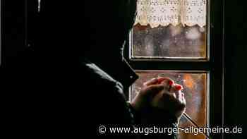 Polizei sucht Zeugen: Einbrecher ist noch immer auf der Flucht