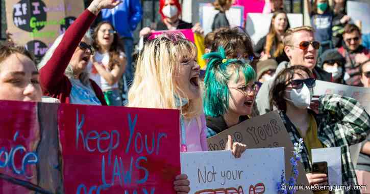 Roe Leak Explodes in Dems' Faces - 1st Poll After SCOTUS Report Shows GOP Lead Soars, Tied for 25-Year High