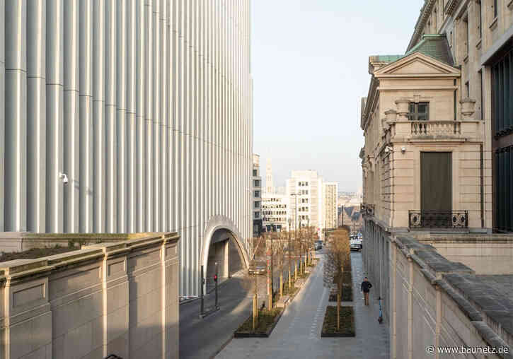 Brüsseler Gewand aus Beton
 - Bankzentrale von Baumschlager Eberle Architekten