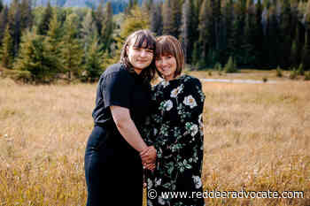 Florist gives back for Mother's Day – Red Deer Advocate - Red Deer Advocate