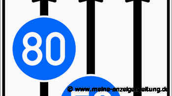 Weißes Schild mit blauen Kreisen und Zahlen: Das gilt für Autofahrer