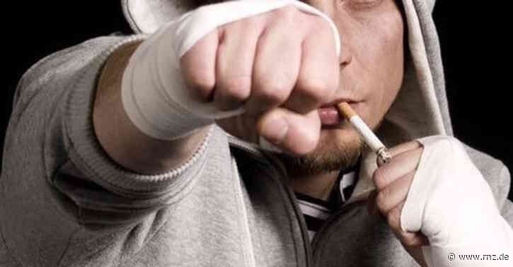 Heidelberg:  Unbekannter schlug unvermittelt zu