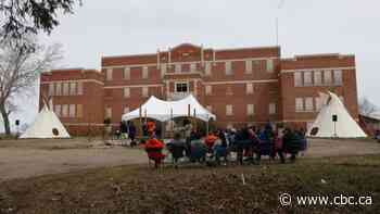 Muskowekwan First Nation calls for Pope to visit local residential school site during Canada trip