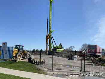 Work halted - The Kingston Whig-Standard