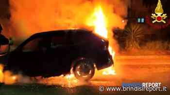 Escalation di fuoco, ancora un'auto incendiata nella notte - BrindisiReport