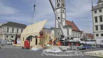 Augsburg: Der Aufbau der Mini-Fuggerei am Rathausplatz läuft | Augsburger Allgemeine - Augsburger Allgemeine
