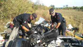 Rifiuti d'autolavaggio abbandonati,2 denunciati a Sesto F.no - Ambiente & Energia - Agenzia ANSA