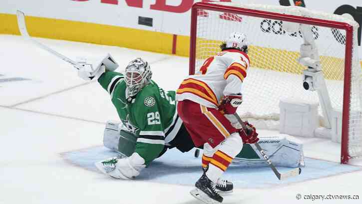 Gaudreau scores on penalty shot, Flames down Stars 4-1 to even up playoff series