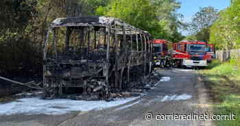 Rieti, bus del Cotral prende fuoco. In salvo autista e passeggeri - Corriere di Rieti