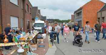 100-tal kramen doen mee aan garageverkoop - Het Laatste Nieuws