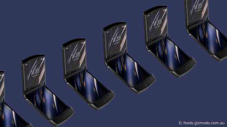 Well, the Motorola Razr 3 Leak Sure Looks Like the Flip Phone Is Back