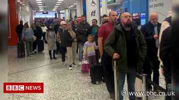 Birmingham Airport: 'Chaos' as travellers face long queues