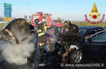 Auto a fuoco dopo lo schianto a Guastalla - sassuolo2000.it - SASSUOLO NOTIZIE - SASSUOLO 2000
