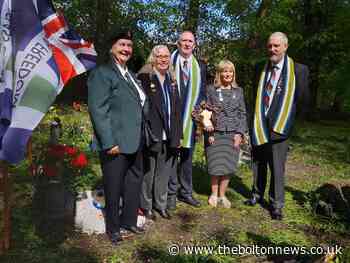 Fallen Bolton Falklands sailor honoured with special memorial - The Bolton News