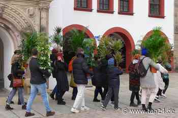 Kurios! Hier werden Zimmerpflanzen durch Chemnitz getragen - TAG24