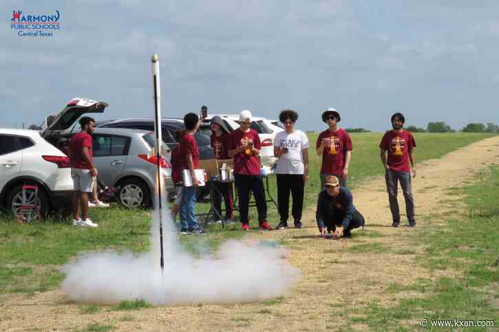 Austin students need your help to win national rocketry competition
