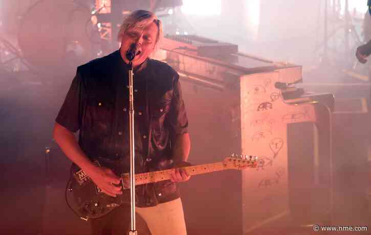 Watch Arcade Fire perform ‘End Of The Empire II’ on ‘Saturday Night Live’