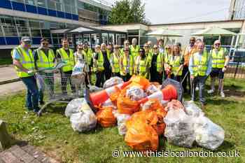 Harlow Big Spring Clean hits Latton Bush Centre