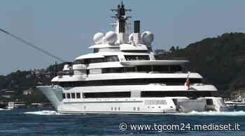 Eseguito a Massa Carrara il sequestro dello Scheherazade, lo yacht di Putin - TGCOM