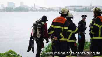 Kinderkleidung löst Großeinsatz aus: Sind zwei Kinder in der Alster untergegangen?