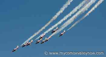 Snowbirds return to 19 Wing Comox for training - My Comox Valley Now
